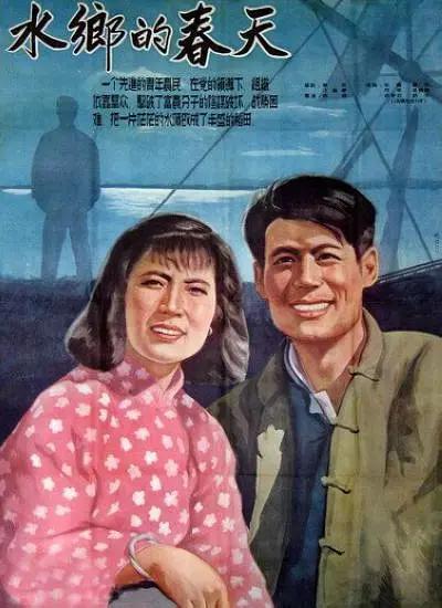 粗长巨龙挺进人妻后臀视频